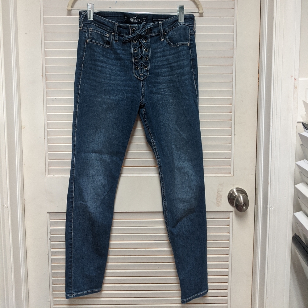 Hollister jeans tie up in the front